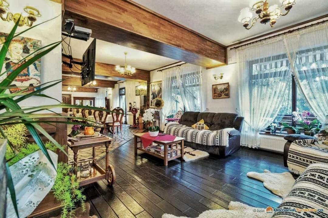 Casa Baciu Otel Fundu Moldovei Dış mekan fotoğraf