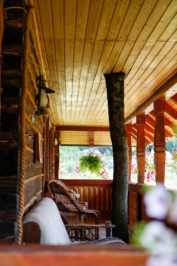 Casa Baciu Otel Fundu Moldovei Dış mekan fotoğraf